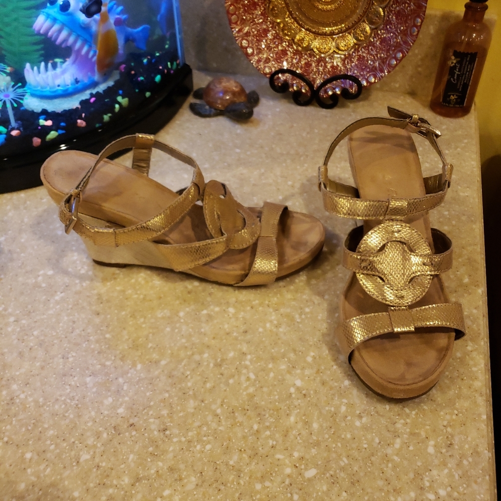 Aerosoles sandals